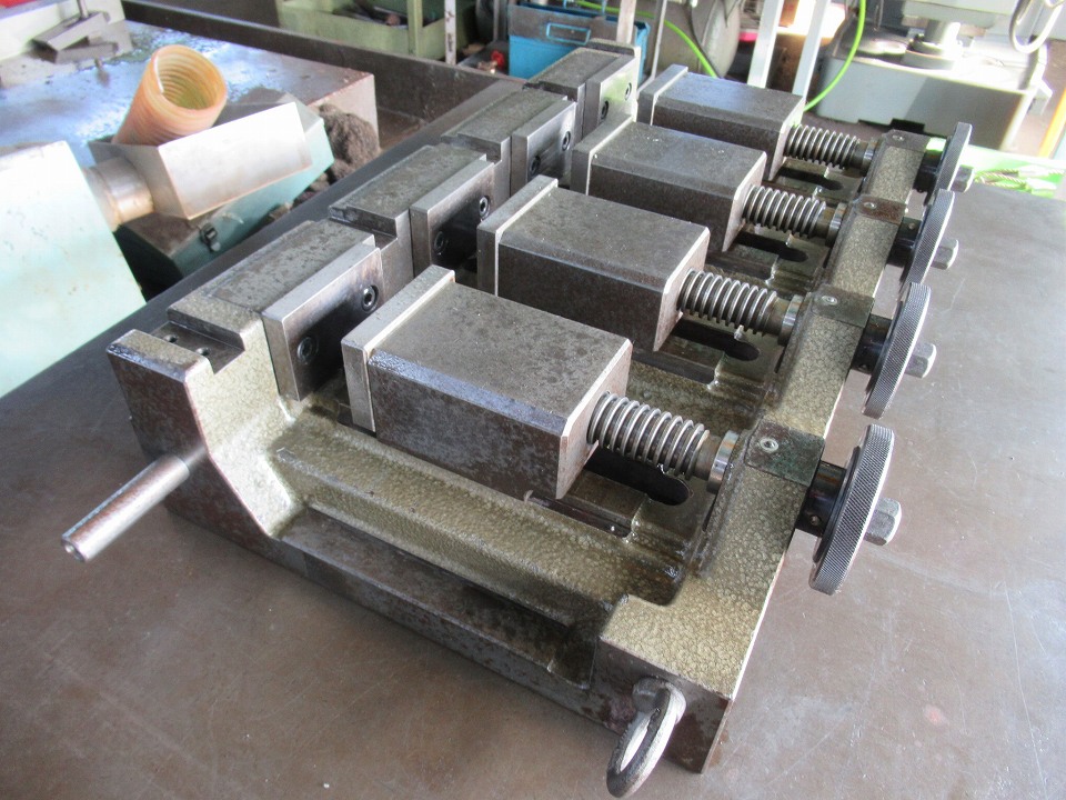 4連バイス/津田駒工業 /VM-75/￥80,000 | 工具在庫 | 中古機械買取